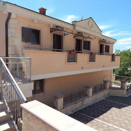 Apartmani Zona Sveti Stefan Exterior photo