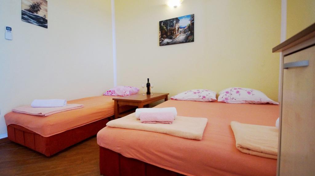 Apartmani Zona Sveti Stefan Exterior photo