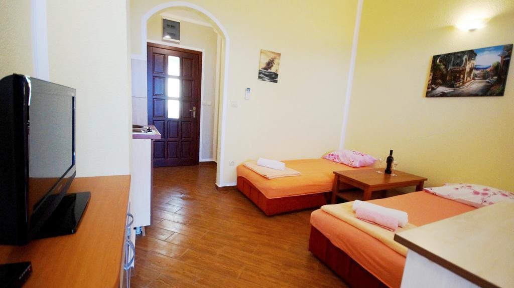Apartmani Zona Sveti Stefan Exterior photo