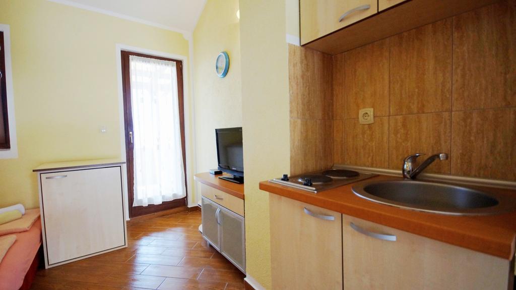 Apartmani Zona Sveti Stefan Exterior photo