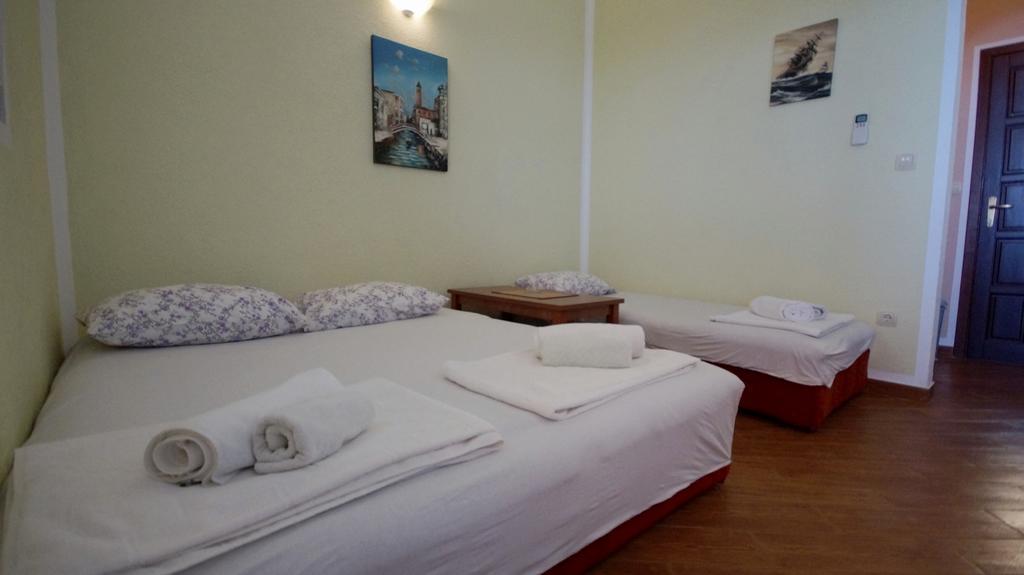 Apartmani Zona Sveti Stefan Exterior photo