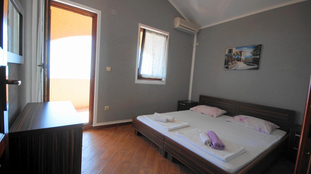 Apartmani Zona Sveti Stefan Exterior photo