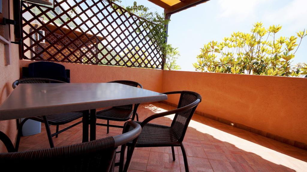 Apartmani Zona Sveti Stefan Exterior photo
